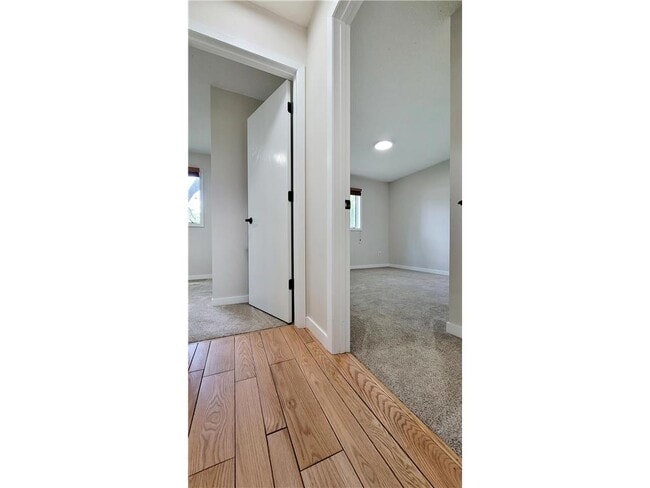 Building Photo - 512 Nelson Ct