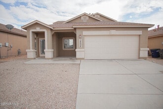 Building Photo - 14604 Spanish Point Dr