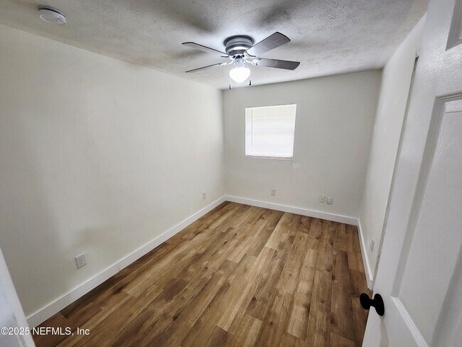 Building Photo - 10235 Monaco Dr