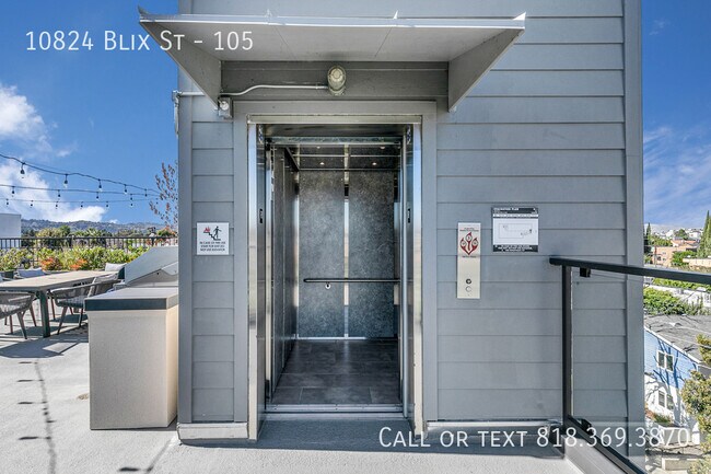 Building Photo - 10824 Blix St