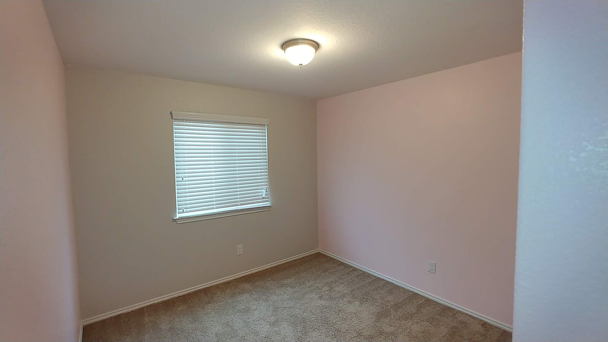 Bed 3 - Painted Gray Now - 1105 Wethersfield Ln