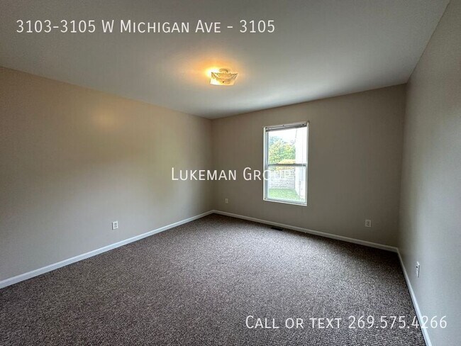 Building Photo - 3103-3105 W Michigan Ave-3105
