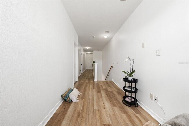 Building Photo - 14200 Oasis Cove Boulevard