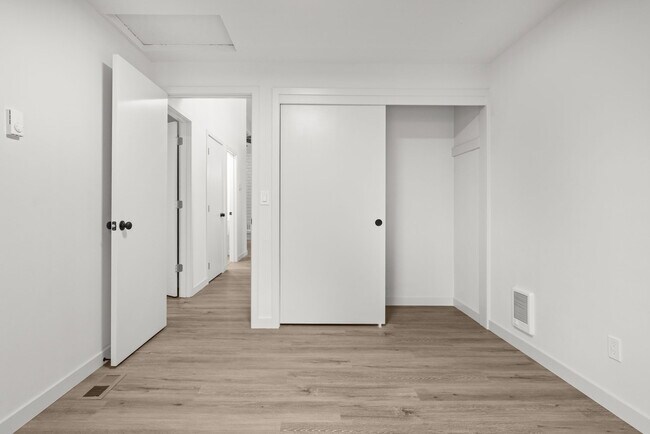 Building Photo - 8027 SW 103rd Ave
