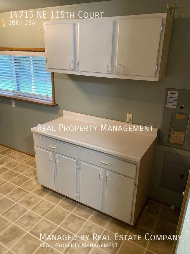 Building Photo - Ranch Style Brush Prairie Home with Large ...