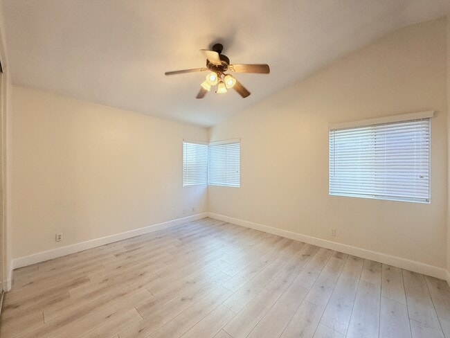 Building Photo - 6315 Blossom Ln