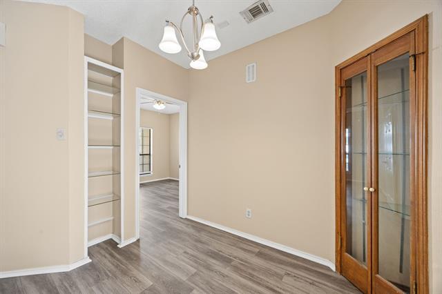 Building Photo - 4800 W Lovers Ln