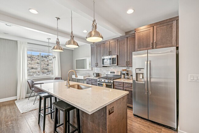 Building Photo - 1124 Wasatch Spring Rd