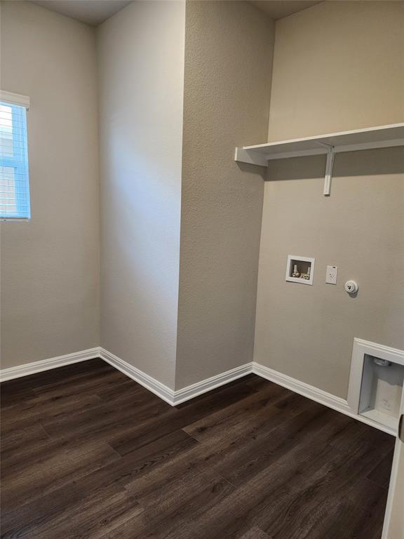 Building Photo - 120 Greenspire Ln