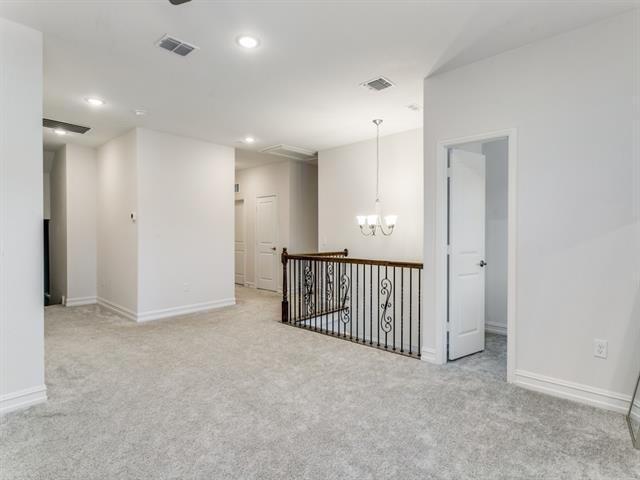 Building Photo - 3137 Lakespring Vis