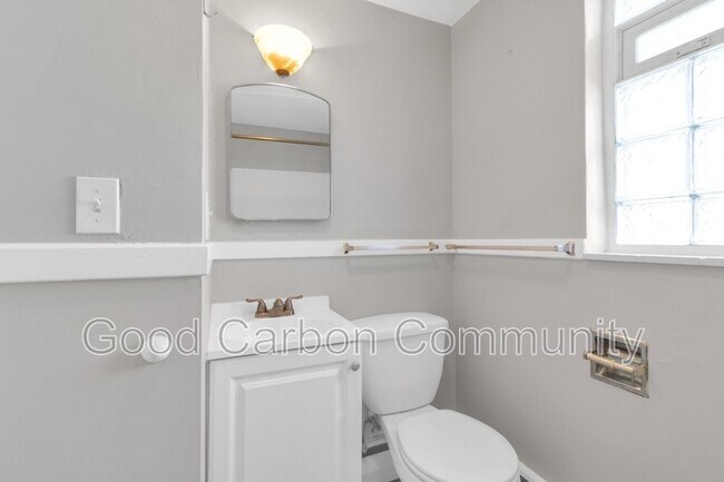 Building Photo - 311 Beattie Ave