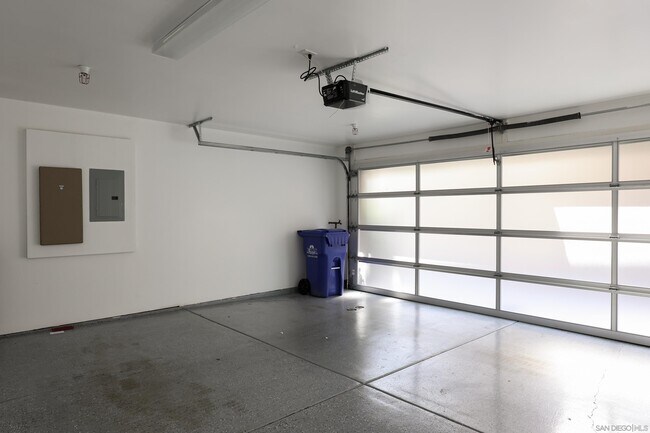 Building Photo - 2434 Via Alta