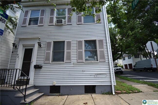 Building Photo - 401 Cattell St