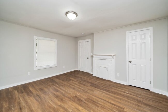Building Photo - 1812 26th Ave