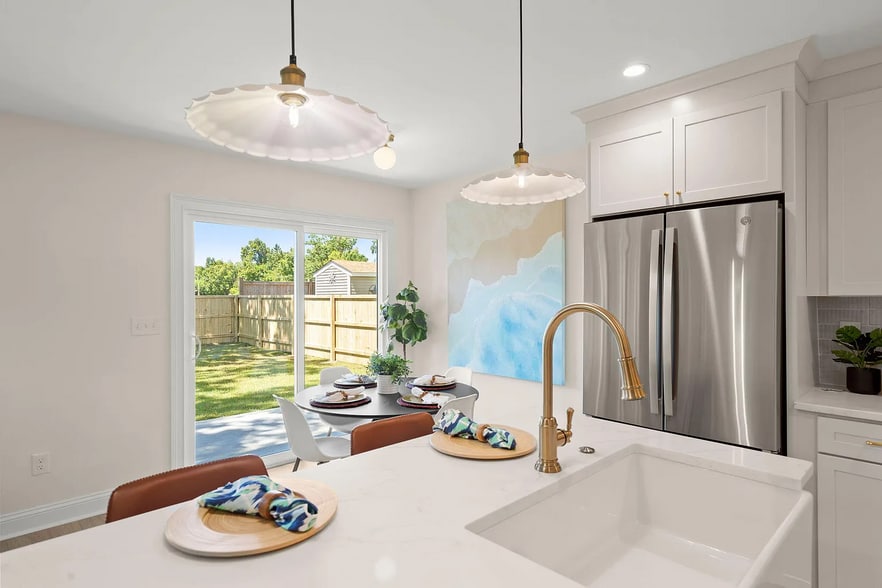 Building Photo - 929 Battery Ave