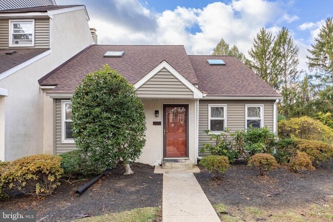 Building Photo - 1104 St Michaels Ct