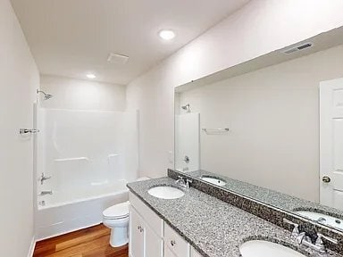 Building Photo - 249 Swinson Dr