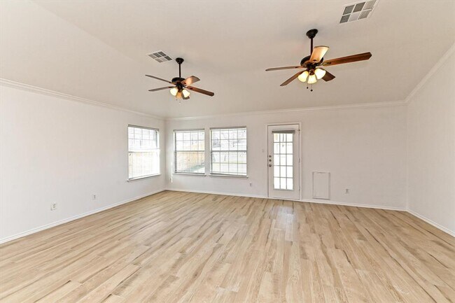 Building Photo - 14604 Dreamtime Ln