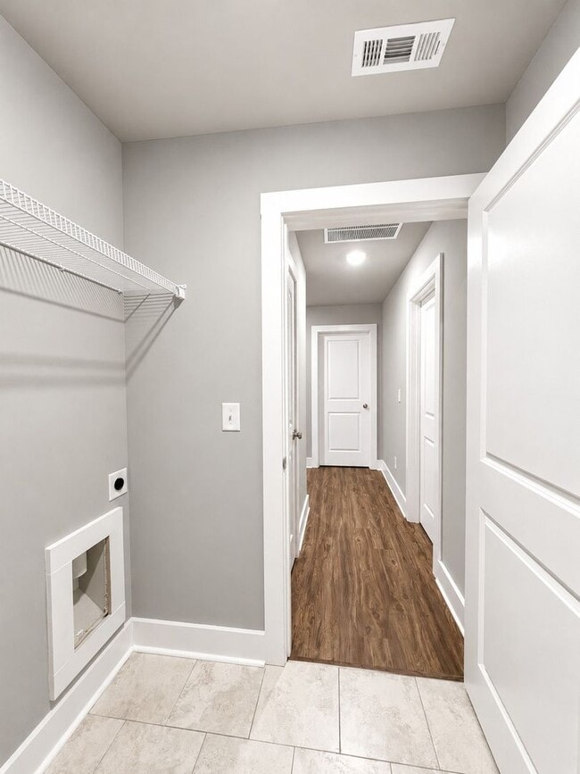Building Photo - Discover your next home in the heart of Cornelia!