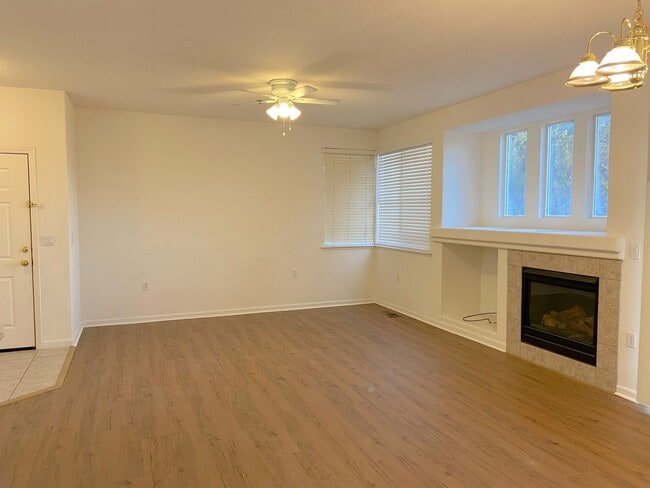 Building Photo - Sparks Single Story Home Near Red Hawk Golf Course