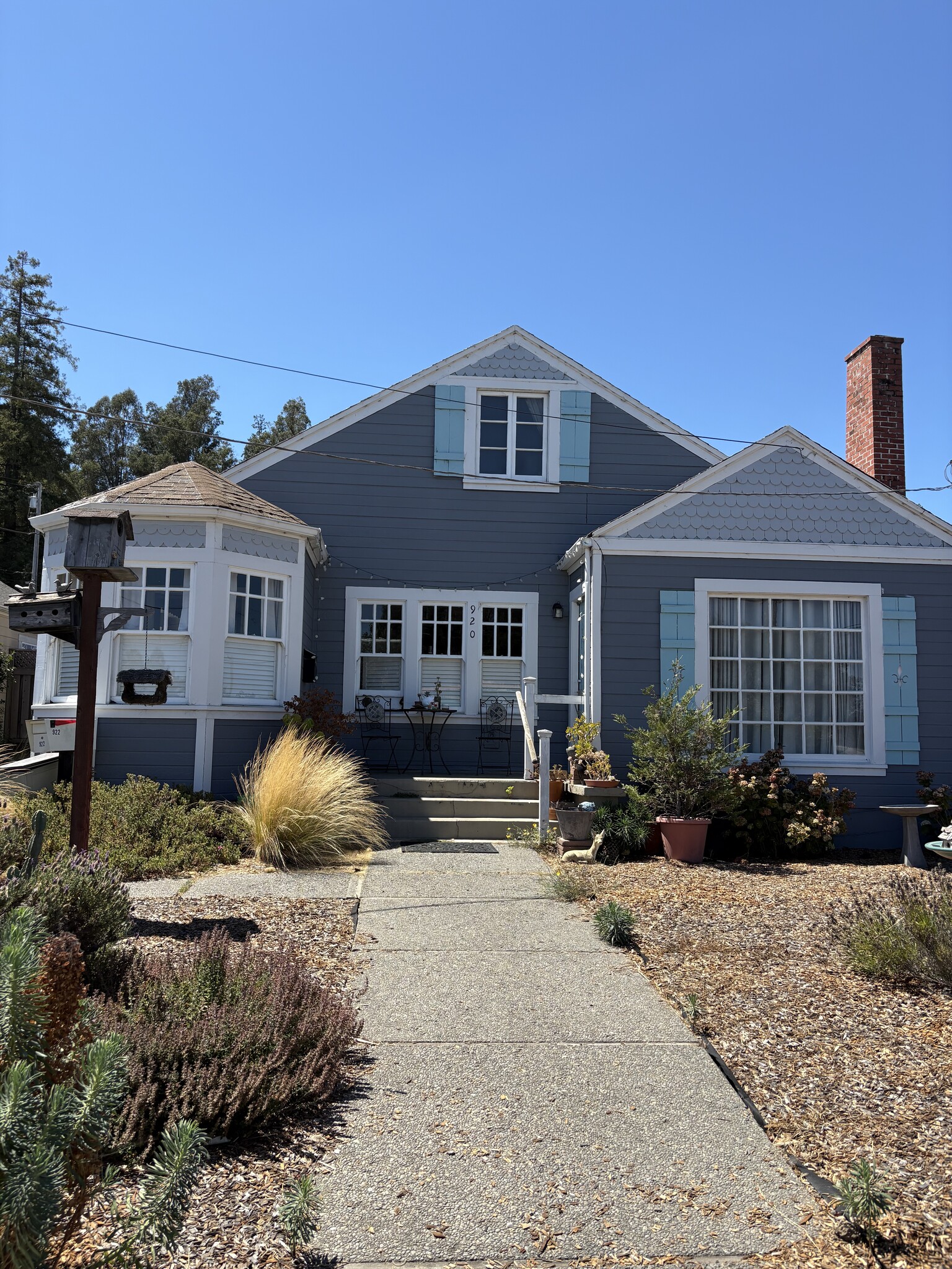 Front of house - 920 Gravenstein Ave