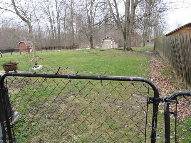 Building Photo - 26929 Heatherwood Cir