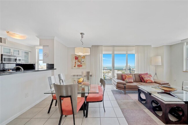 Building Photo - 90 Alton Rd