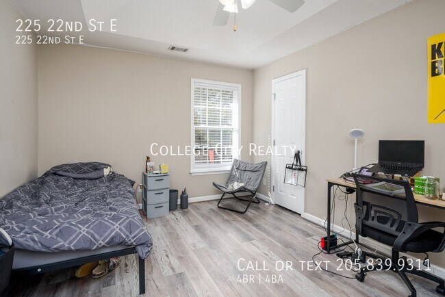 Building Photo - 225 22nd E St