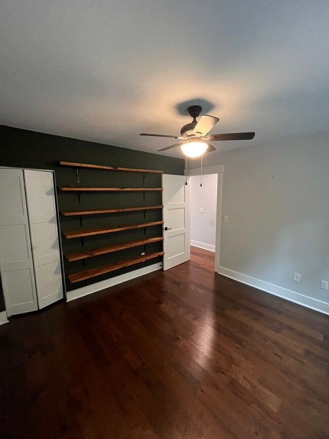 Building Photo - Lawrenceville 3 Bed, 2.5 Bath House with Parking for Lease July 1!