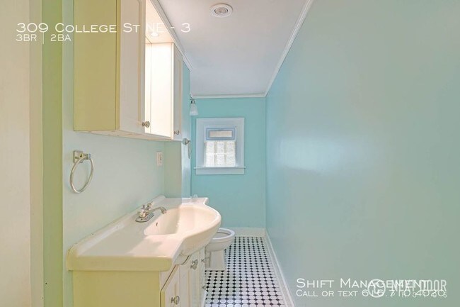 Building Photo - 309 College Ave NE
