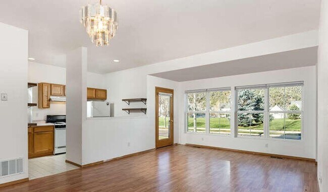 Building Photo - 1608 Crawford Way