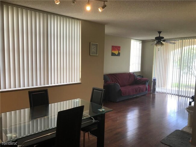 Primary Photo - 1 br, 1 bath Condo - 2113 Renaissance Blvd...