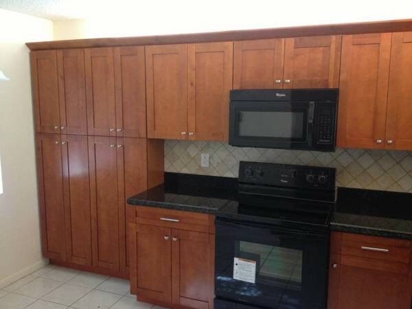 Building Photo - 3733 Carambola Cir N
