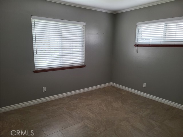 Building Photo - 15720 Rose Ln