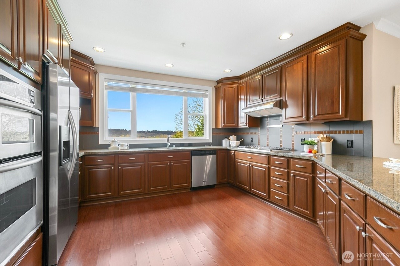 Building Photo - 8850 Redmond Woodinville Rd NE