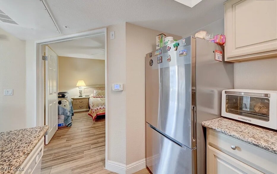 Building Photo - 6800 E Lake Mead Blvd