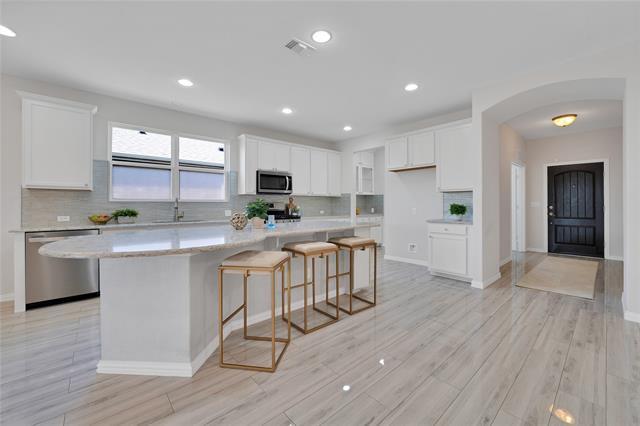 Building Photo - 7616 Heritage Dr