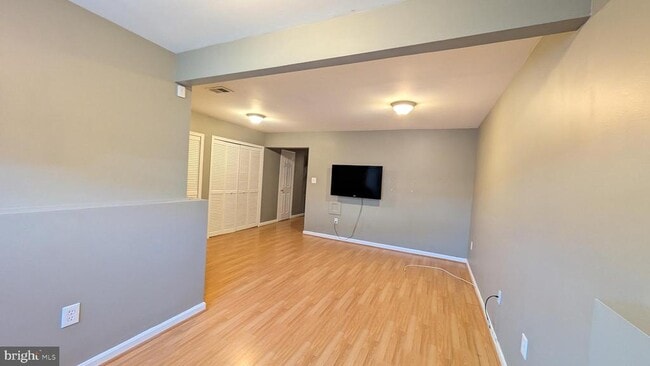 Building Photo - 424 Lilac Terrace NE