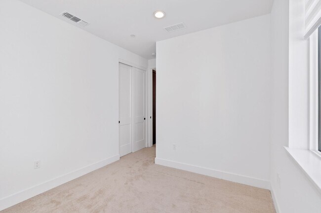 Building Photo - Newly Constructed 3-Bedroom, 2.5-Bath Home with Separate Owner Suite