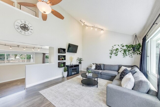 Building Photo - 3114 Timber Hill Ln