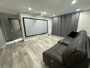 Building Photo - 806 Coriander Dr