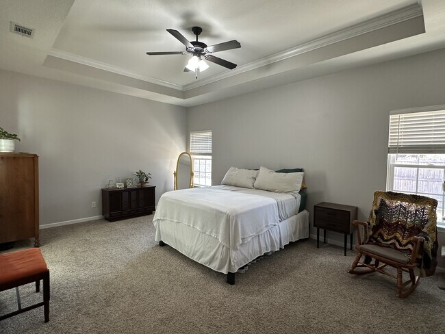 Building Photo - 27 Dove Run Dr