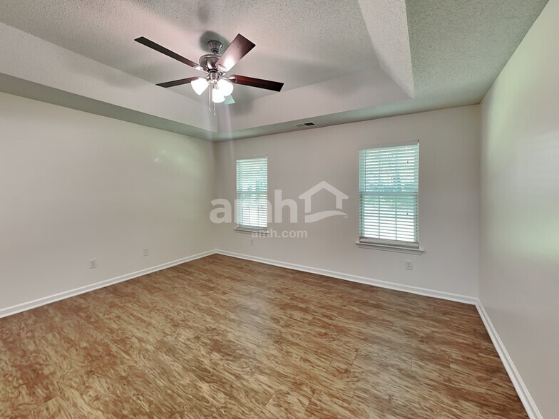 Building Photo - 2612 Bricker Dr