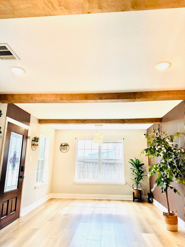 Building Photo - 4211 Knoxville St