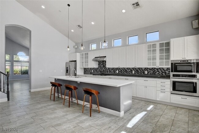 Building Photo - 10587 Sunwind Ave