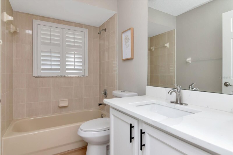 Building Photo - 9500 Green Needle Dr