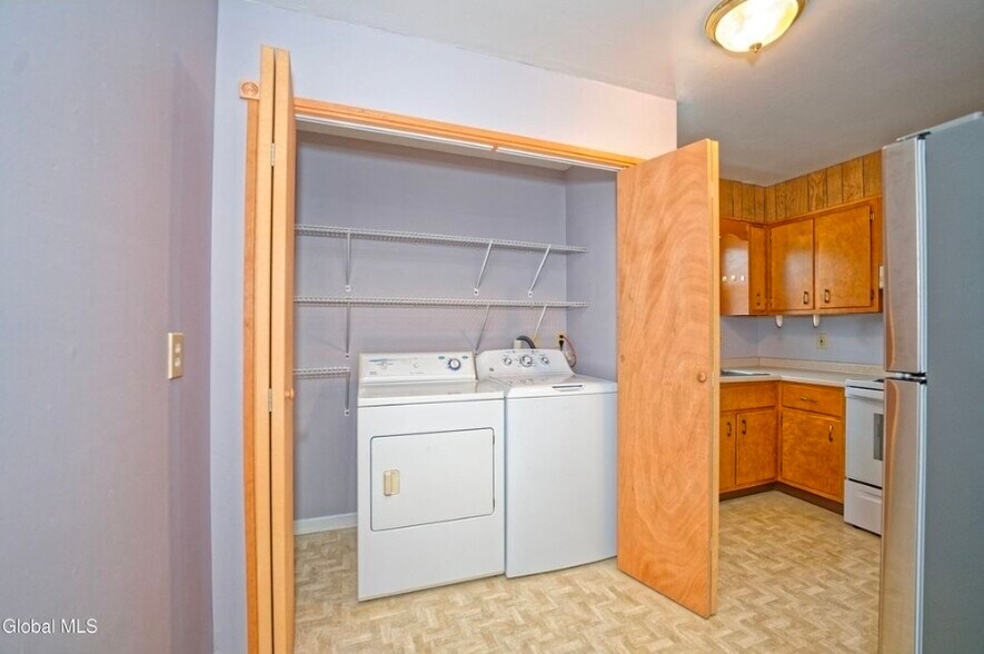 Building Photo - 106 Tampa Ave