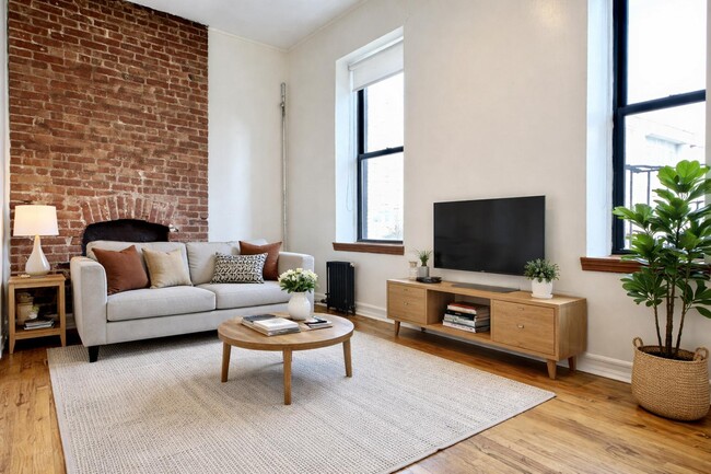 Floorplan - 3133 Broadway