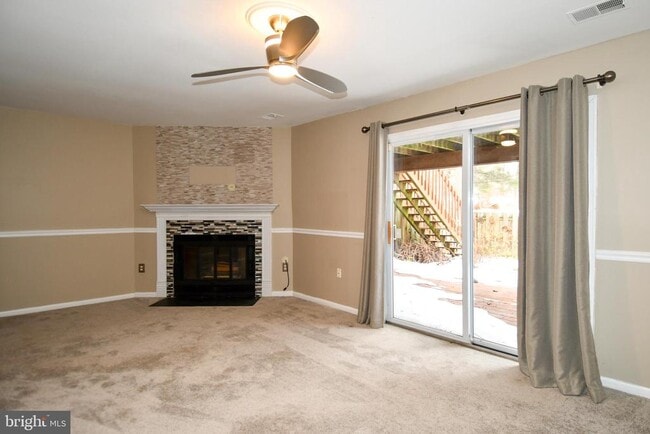 Building Photo - 11796 Lone Tree Ct