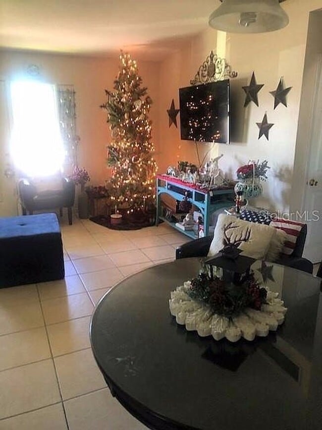 Building Photo - 3 Bed 1 Bath Home | Pet Friendly | Washer Dryer Hook Ups | Section 8 Welcome